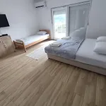 The Horizon - 2 Apartament *